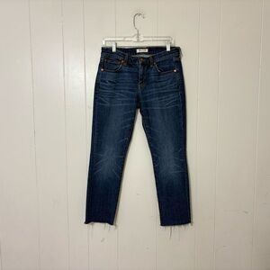 Madewell Slim Boyjean Size 26 Dark Wash Mid Rise  Jeans Raw Hem